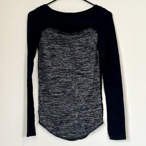 Wilfred Free Aritzia Black and Gray Long Sleeve Shirt - Size Small